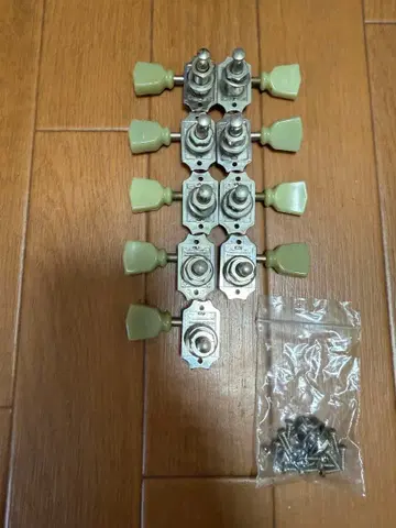 Gibson 정품 크루슨 기타 페그, 왼쪽 5개 오른쪽 4개