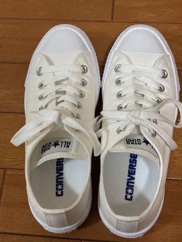 CONVERSE 올스타 라이트 옥스 화이트 23.5cm