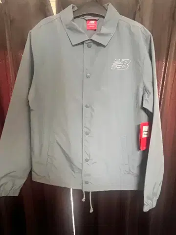 New Balance 그레이 나일론 자켓 M