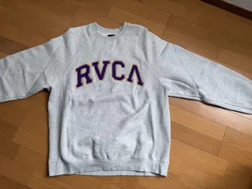 RVCA 그레이 로고 자수 맨투맨