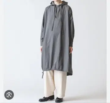 미즈이로 인드 후드 부착 롱 원피스