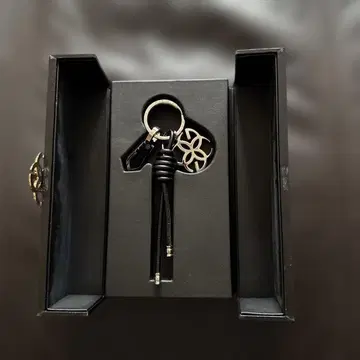 골든 컨셉 키링 BOX 미사용 새상품 블랙