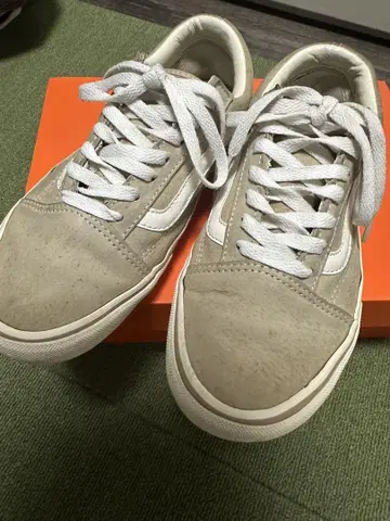 Vans 베이지 스니커즈 24.5