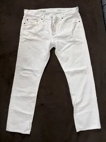GAP 화이트 스트레이트 데님 팬츠