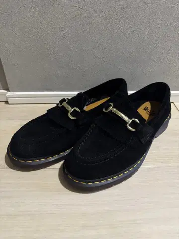 닥터마틴 스너플 로퍼