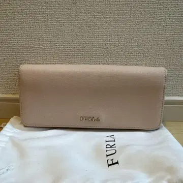 FURLA 핑크 가죽 장지갑