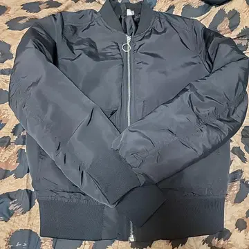 블랙 MA-1 스타일 자켓