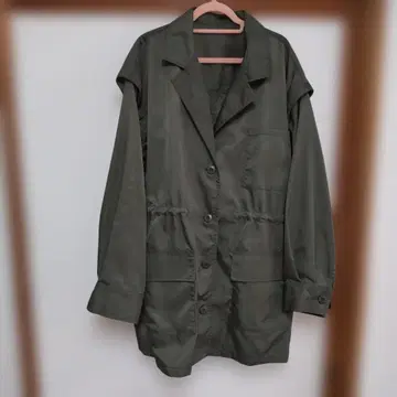 카키 밀리터리 자켓