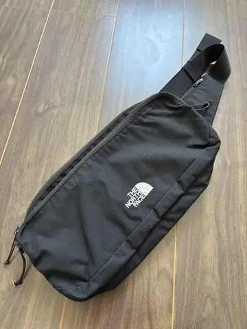 THE NORTH FACE 바디백 블랙