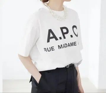 A.P.C. 빅 로고 T셔츠 XS 화이트