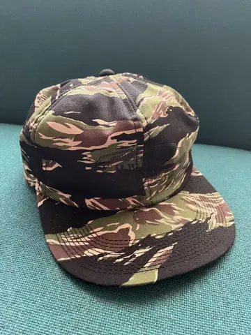 THE H.W.DOG&CO. 타이거 카모 무늬 밀리터리 트래커 캡
