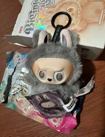 POP MART BIG INTO ENERGY 봉제 인형