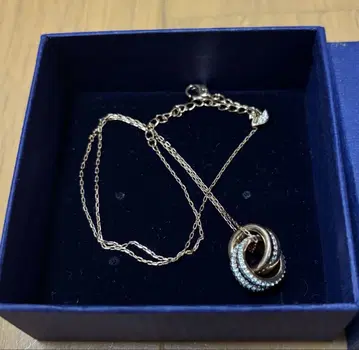 Swarovski 목걸이 핑크 골드 스와로브스키 Further