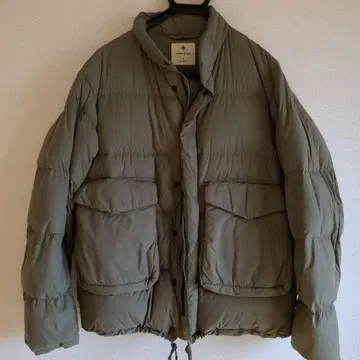스노우피크 다운 자켓 M 사이즈 올리브
