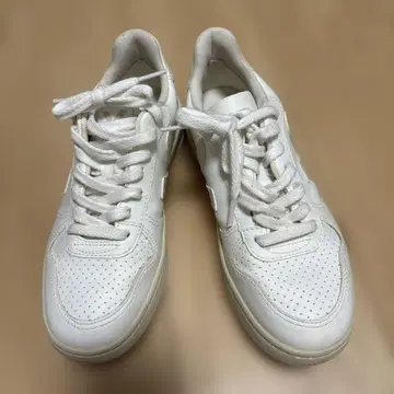 veja v-10 스니커즈 23cm