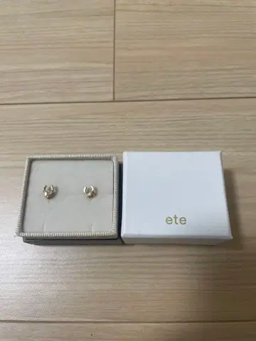 ete 귀걸이(양쪽 귀) 호스슈 다이아 K10YG