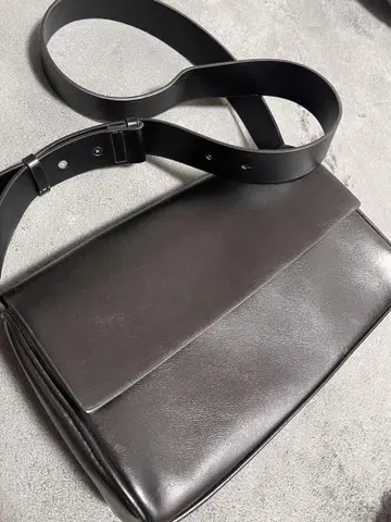 ZARA 숄더백