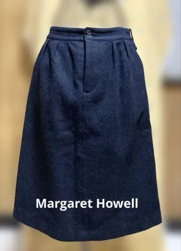 마가렛호웰 차콜 그레이 무릎 기장 스커트
