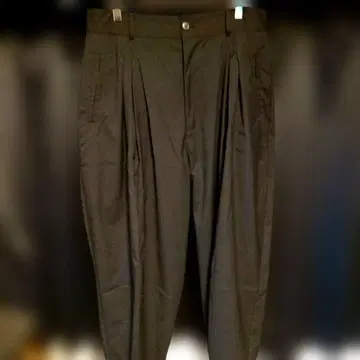 glamb 모노톤 블랙 벌룬 팬츠