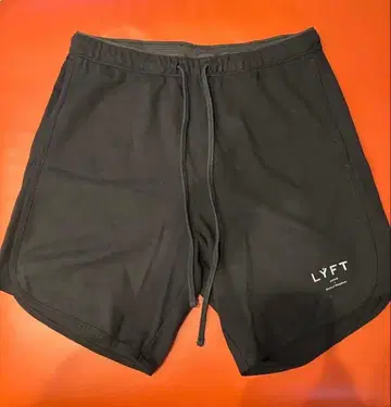 LYFT 블랙 숏팬츠