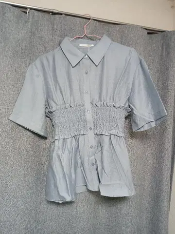RETRO GIRL 개더 도킹 반팔 셔츠 스카이블루 프리 사이즈