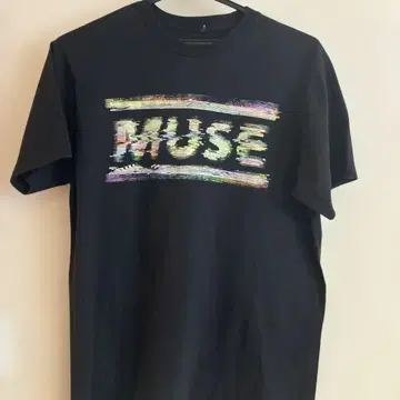 MUSE 로고 T셔츠 블랙