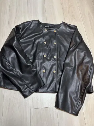 ZARA 페이크 가죽 자켓