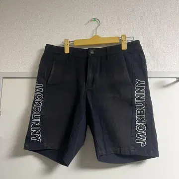 잭 버니 블랙 숏팬츠