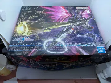 HG 1/144 데스티니 건담 SpecII & 제우스 실루엣