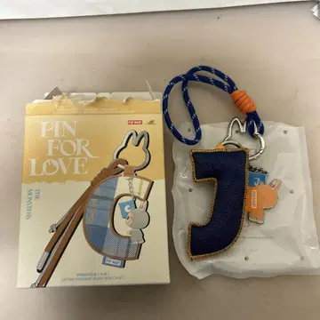 PIN FOR LOVE 몬스터즈 스트랩 J