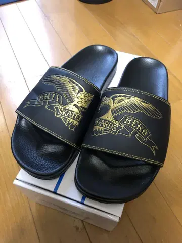 ANTI HERO BASIC EAGLE SLIDER 샌들
