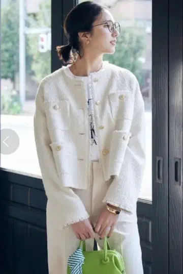 새상품급 oggi 콜라보 그린 라벨 릴랙싱 트위드 노카라 자켓