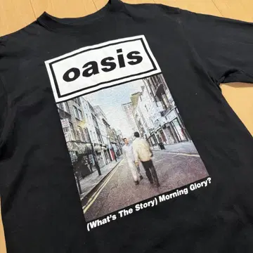 oasis 블랙 롱 슬리브 T셔츠