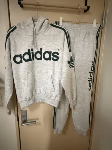 adidas 그레이 맨투맨 셋업