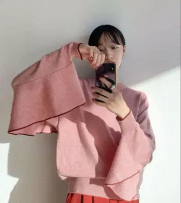 CLANE 백프릴 라인 니트