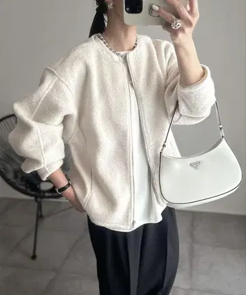 and Me 압축 부클 노카라 블루종