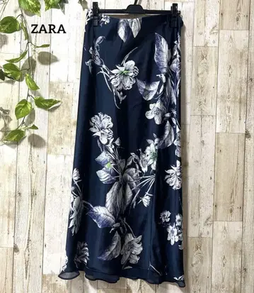 [ 새상품급 ] ZARA 고급 플로럴 새틴 롱 스커트 M 사이즈