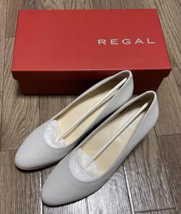 [ 미사용 새상품 ] REGAL 리걸 펌프스 아이보리 23cm