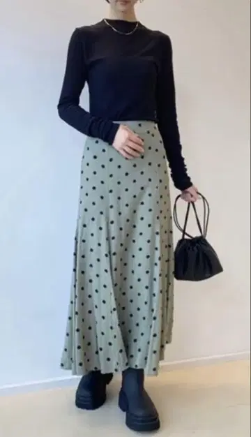 Mila Owen 바닥 플레어 ST 디자인 내로우 스커트