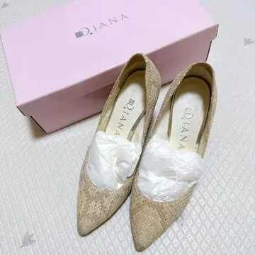 DIANA 베이지 스네이크 스킨풍 펌프스