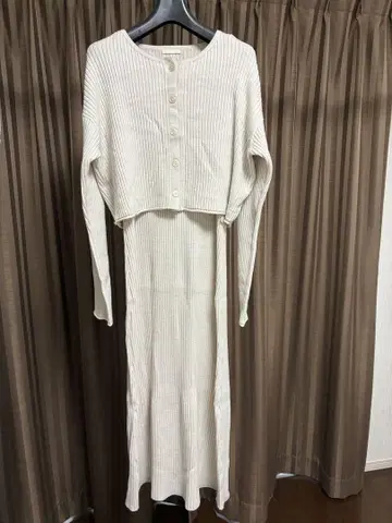 GU 아이보리 리브 니트 셋업 L