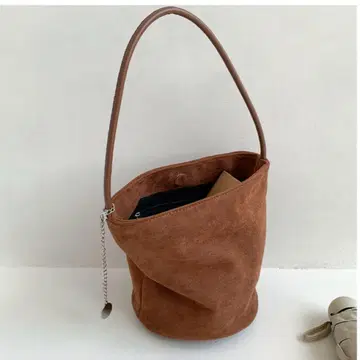 브라운 스웨이드 토트백