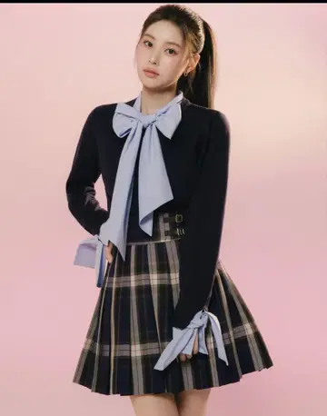 보타이 도킹 니트 풀오버