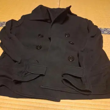 울 블랙 더블 브레스트 피 코트