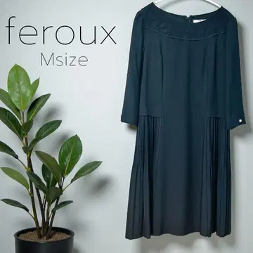 Feroux (페루) 블랙 플리츠 원피스 포멀에도 1장 M 사이즈 상당