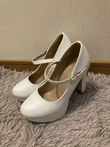 화이트 스트랩 12cm 힐 신발