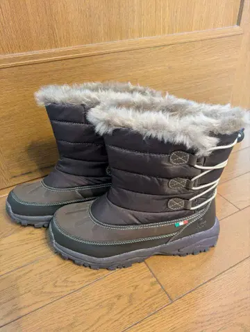 베네통 브라운 퍼 스노우 부츠 24cm