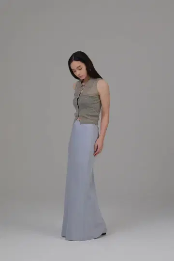 louren 새틴 내로우 스커트 ice blue