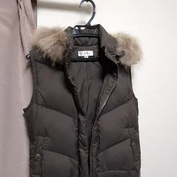미셸 클라인 퍼 다크 브라운 다운 베스트