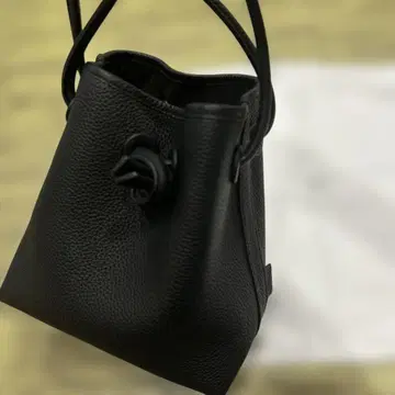 VASIC 본드 미니 블랙